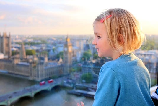Child viewing London