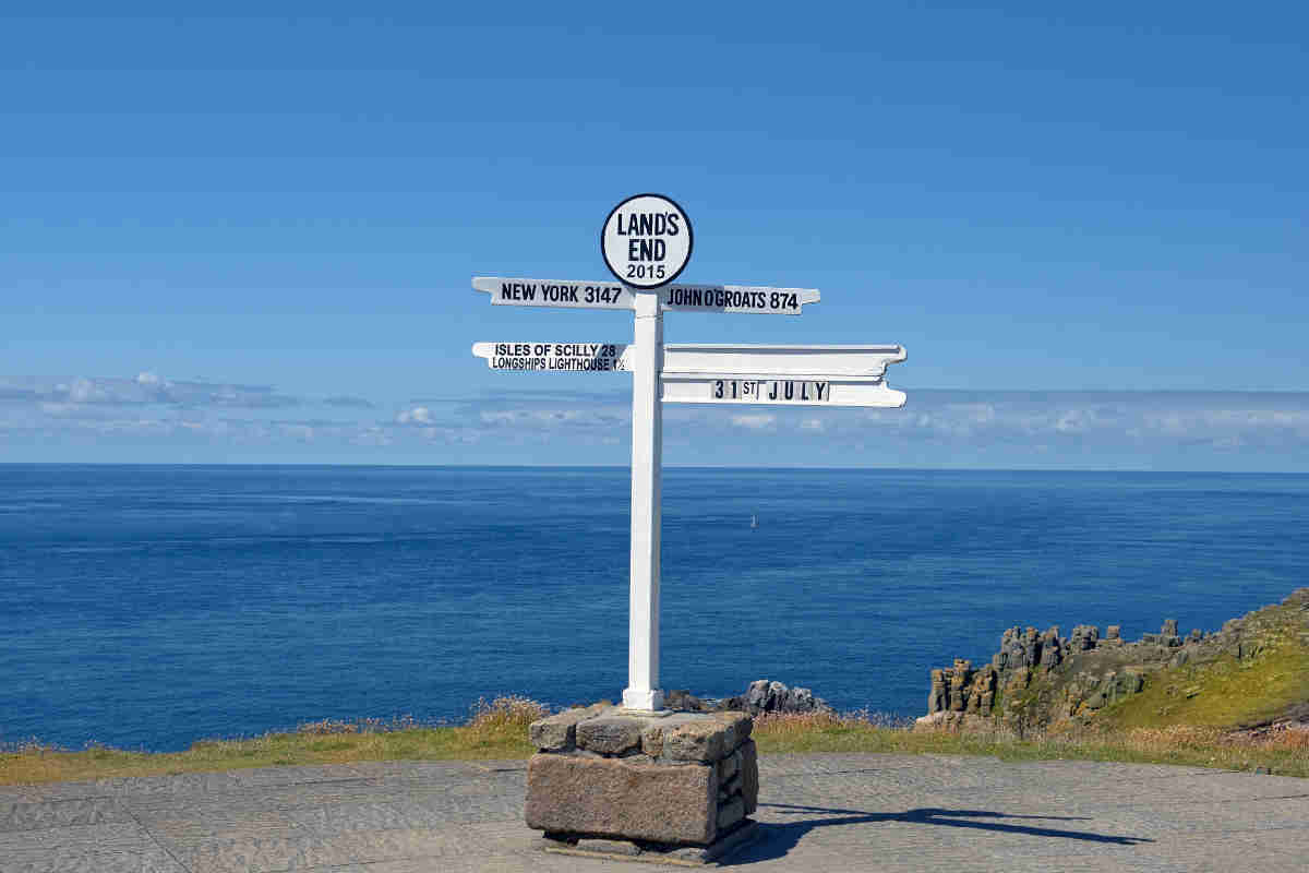 distance signpost at Land's End, Penwith Peninsula, Cornwall, En